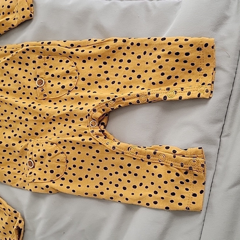 Jessica Simpson Baby Girl's Romper With Headband - Picture 2 of 11